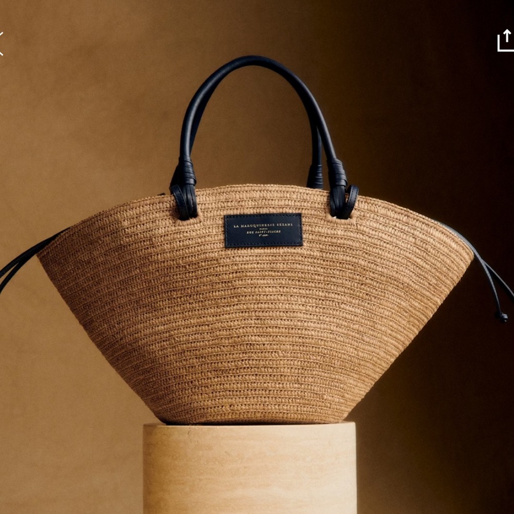 Justine Basket Bag in Deep Natural Navy Raffia